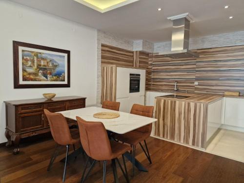 Maini Apartamento | SkyAprt77m Jacuzzi