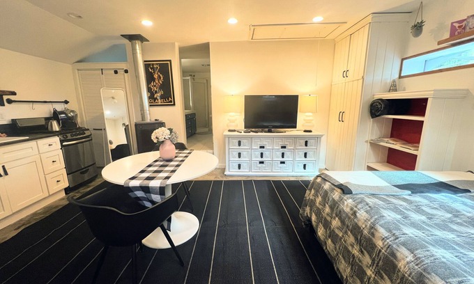 Cedar Hills Apartamento | Skye's abode