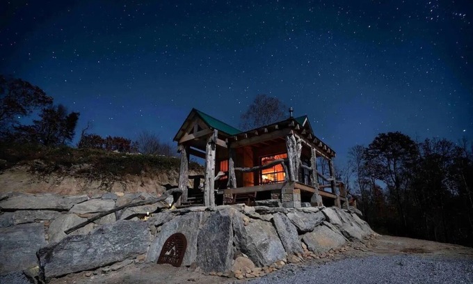 Fletcher Cabina | SKYLINE LODGE~ Spectacular Mountain Escape!