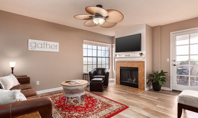 Tucson Condominio | Skyline View, City & Mountain Views, Golf nearby, bicycling, swimming pool