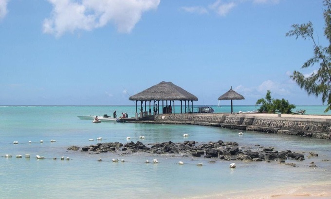 Surinam Casa | SkylineInn Hotel