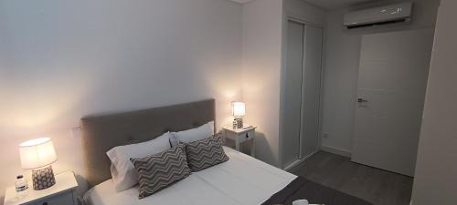 Montenegro Casa | Skynest 61 Faro Airport Guest House