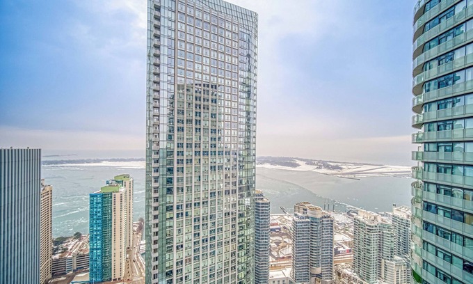 Toronto Entertainment District Apartamento | SkyTree Modern Suites