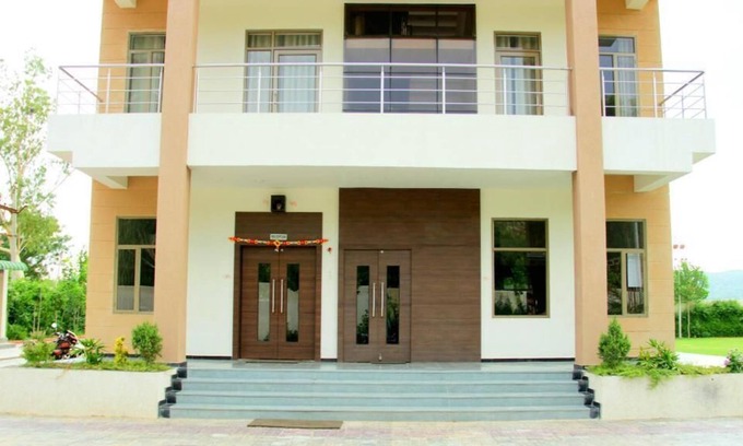 Kukas Hotel | Skyzone Greens Resort
