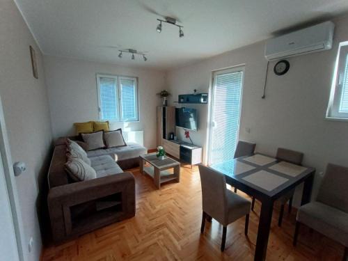 Zvezdara Apartamento | Slatka malina apartman