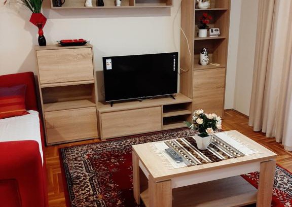 Sremska Mitrovica Apartamento | Slavica apartman