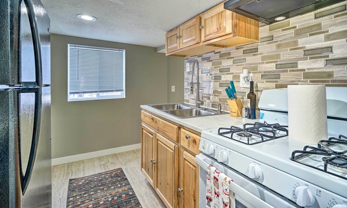 Fairpark Condominio | SLC Vacation Rental Condo - 2 Mi to Downtown