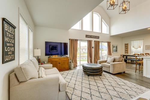 Syracuse Casa | Sleek Getaway on Lake Wawasee with Private Dock!
