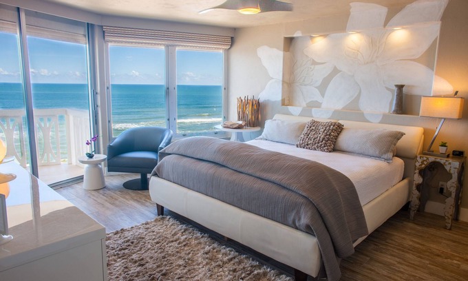 Ormond-by-the-Sea Condominio | FALL 🌴🍂🍁 in Love! Absolutamente DIRECTO condominio frente al mar / Loft WiFi gratuito MODERNO / LUJO