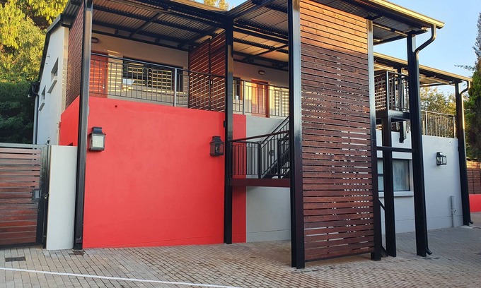 Dullstroom Apartamento | Sleepat84