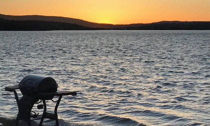Maple City Cabaña | Sleeping Bear Dunes Cottage en el lago