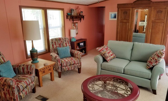 Maple City Casa | 1 milla del lago Big Glen y cerca de Sleeping Bear Dunes - SÁBADO Y SÁBADO