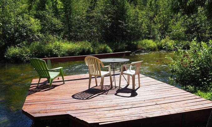 Honor Cabina | Sleeping Bear Riverside Cabins - Cabin #2