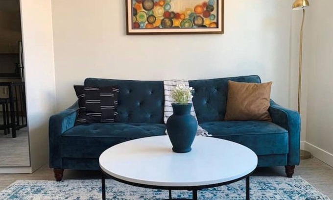 Des Moines Apartamento | Sleepover: Exclusive Studio and Gym - Des Moines