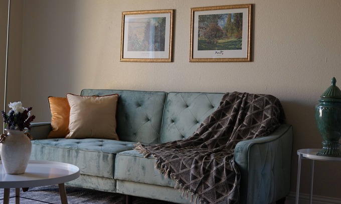 Oklahoma City Apartamento | Sleepover: Victorian 1BD/1BA + Balcony - OKC