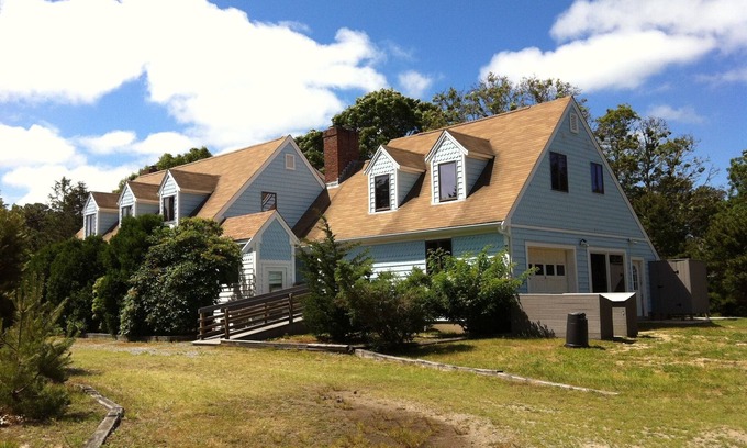 North Eastham Casa | Camine hasta Kingsbury y el primer encuentro en la playa y el lago - Wi-Fi y AC Huge Family Home