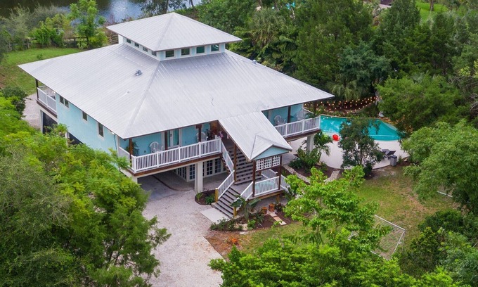 Greenacres Casa | Duerme 15! Hidden Bleu Tropical Mansion en Private 1+ Acre!Piscina climatizada con tobogán!