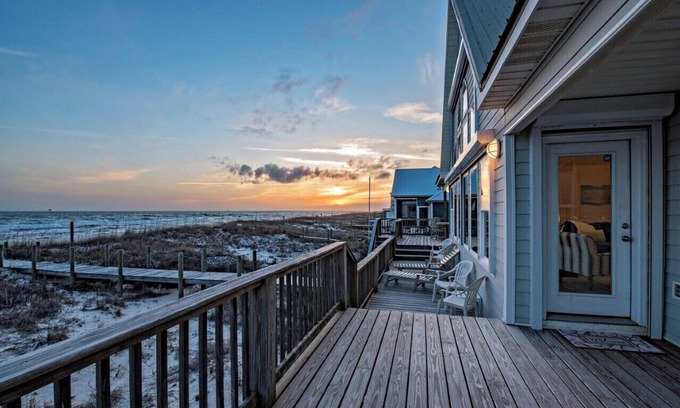 Southpointe Casa | Sleeps 19-Private Beach~Views~Slide~Game Rm~Arcade