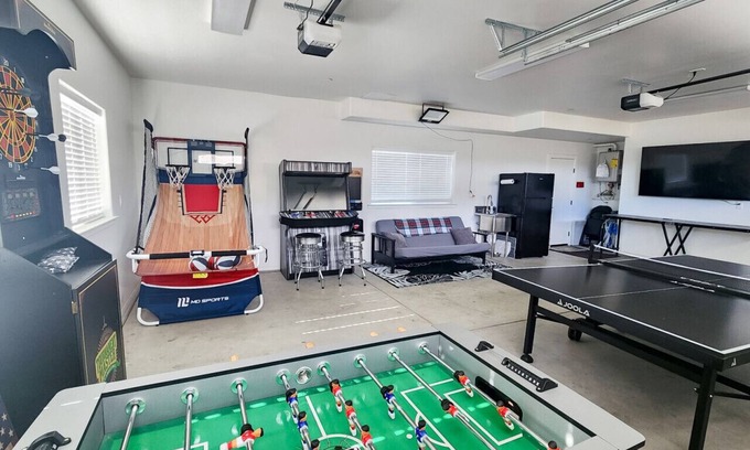 Oceano Casa | Sleeps 22! Two Houses! Game Rooms!
