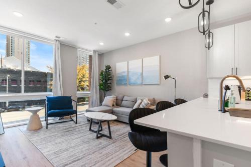 Northern Liberties Apartamento | Sleeps 6 - Pier Views - Near Fishtown and Old City