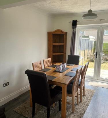 Milford Haven Casa | Sleeps 7