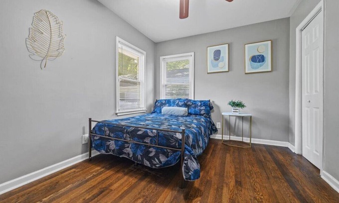 Candler-McAfee Casa | Sleeps 8 - Downtown Getaway