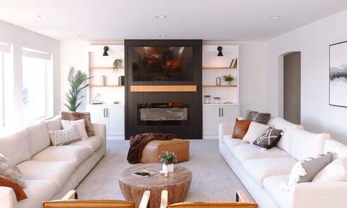 Orem Casa | Sleeps up to 20! 5000sqft 6bd/3.5ba. Basement apartment. 2 kitchens.Luxury Home