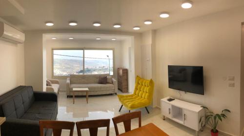 Majdal al-Shams Casa | SleepWell Suite