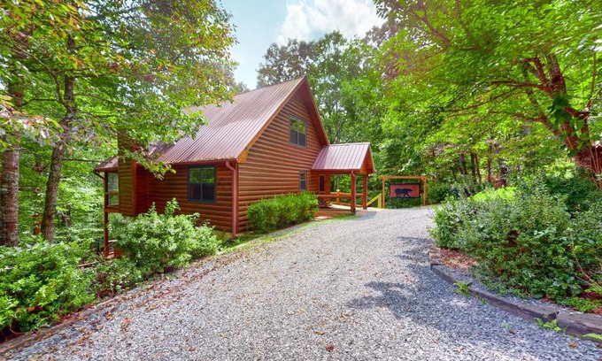 Mineral Bluff Casa | Sleepy Bear Hideaway