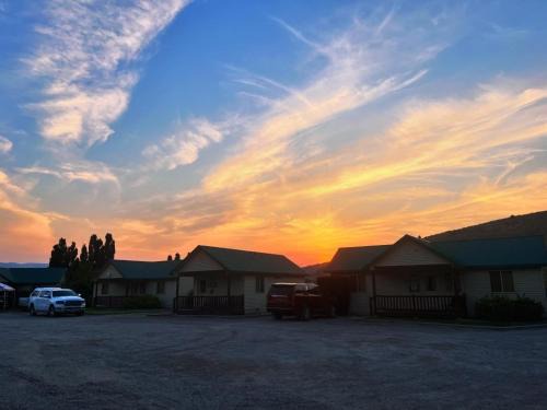 Swan Valley Cabina | Sleepy J Cabins