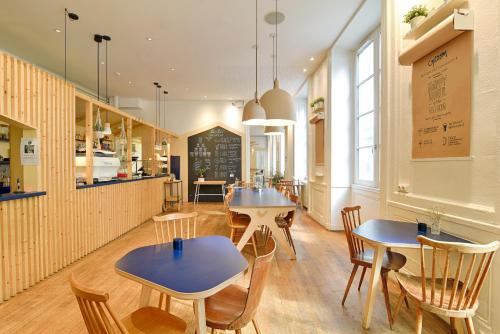 Griffon - Royale Hostal | SLO Hostel Lyon les Pentes