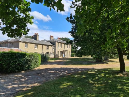 Irstead Cama Y Desayuno | Sloley Hall