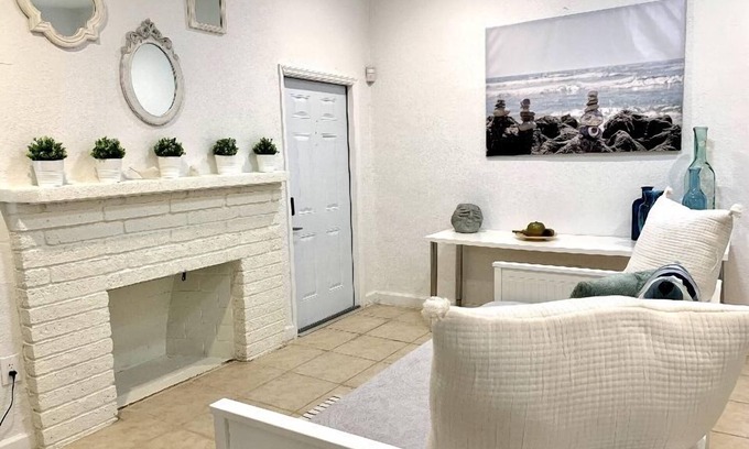 South Miami Casa | SM CasaGrande South Miami. Cozy, Spacious, Central