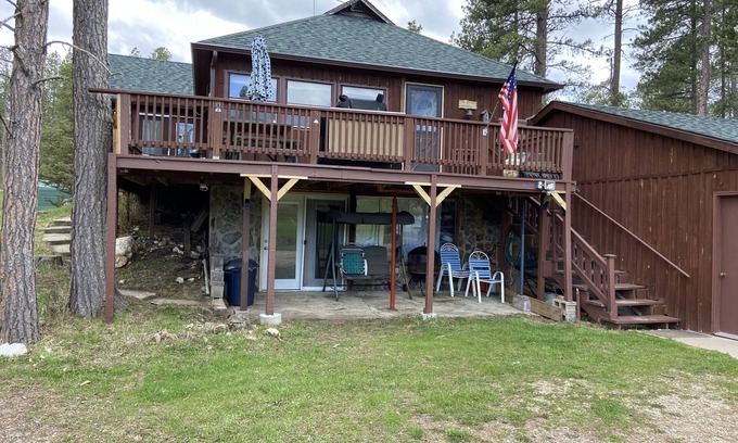 Deadwood Cabina | Smack dab in the middle of the Black Hills