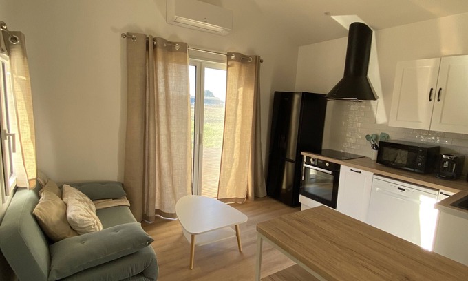 Saint-Sulpice-de-Faleyrens Casa | Small house on the banks of the Dordogne