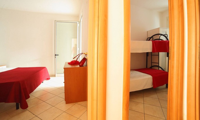 Torre Mozza Apartamento | Apartamento con 4 camas en la planta baja (Afrodita) y a 100 m de la playa.
