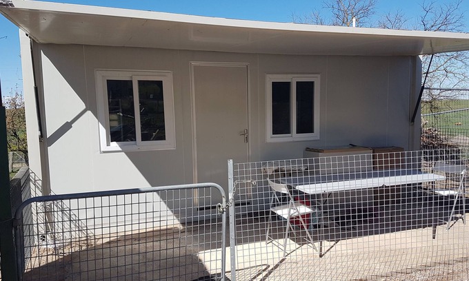 Coree Cabina | Small Cabin and separate Caravan In The Countryside Near Canberra