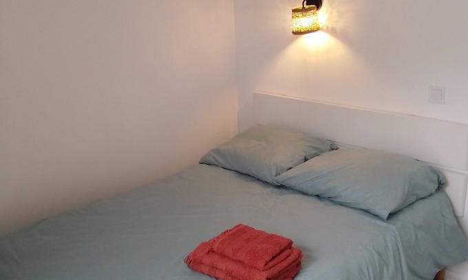 Eguilles Casa | Small cottage with large terrace absolute peace and quiet