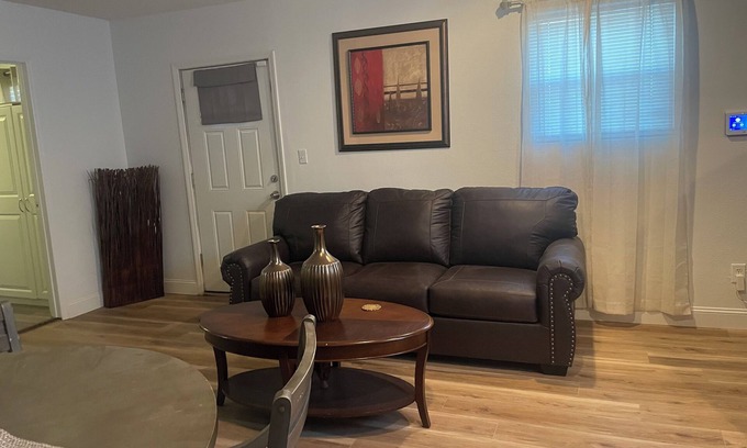 Rowlett Casa | Small Cozy Quite House