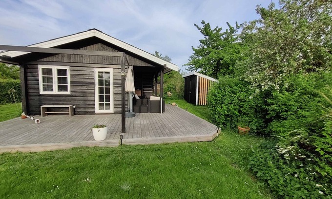 Kirke Hyllinge Casa | Small cozy summer house near the Isefjord