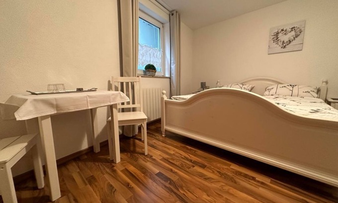 Bernkastel Casa | Small double room - Hotel Garni Ursula
