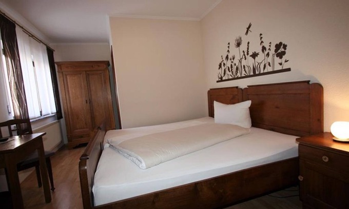 Plutscheid Cama Y Desayuno | Small double room - Gasthaus-Pension-Rest. Bucket