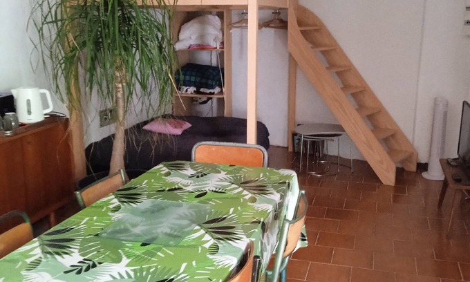 Saint-Bauzille-de-Putois Apartamento | Small mazet with garden 400 metres2, swimming pool 10 m2, shady garden