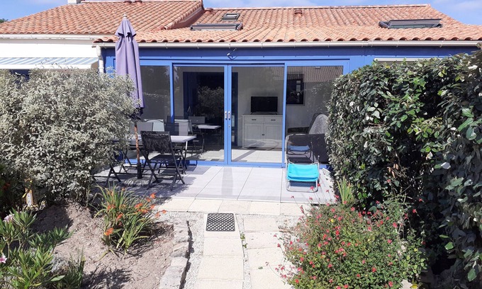 Saint-Michel-Chef-Chef Casa | Pequeña casa, 300 m de playa, capacidad para 4 personas, piscina en la residencia