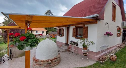 Kerepes Casa | Small House Apartment