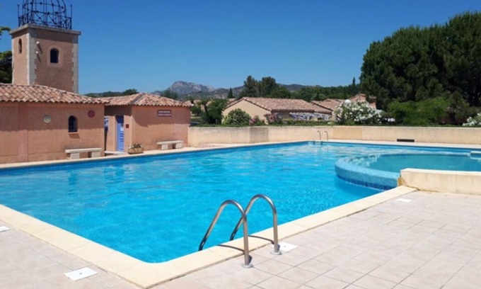 Eyguieres Casa | Vrbo Property