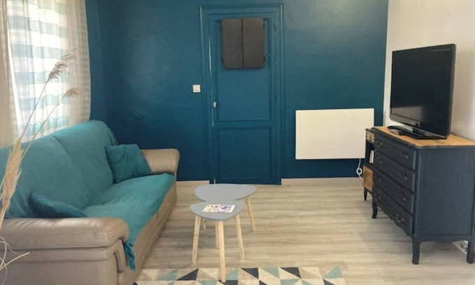 Angoulins Casa | Small house near shops