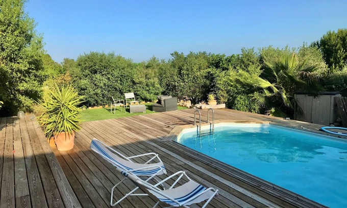 Ouveillan Casa | Small natural n'est open to the outside in the Mediterranean