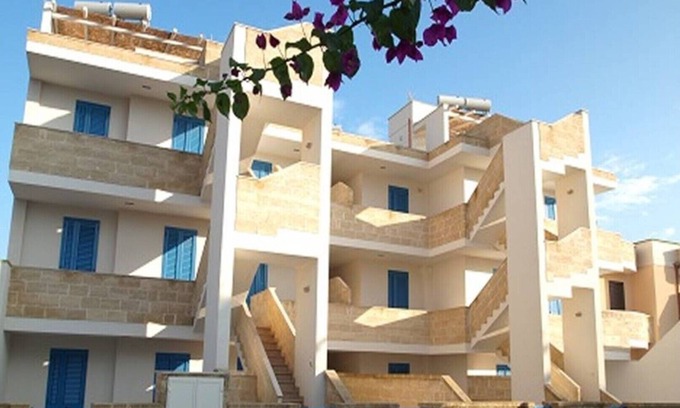 Torre Mozza Apartamento | Pequeña sala panorámica de 100 m de la playa
