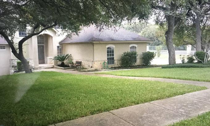North San Antonio - SAT Casa | Small private community